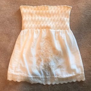 Strapless top